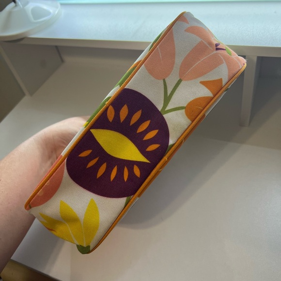 Clinique Floral Multi-Color Women's Cosmetic Bag - Picture 6 of 7